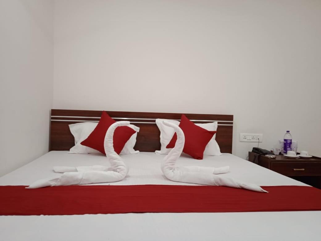 Hotel Haren Grand Guwahati Exterior foto